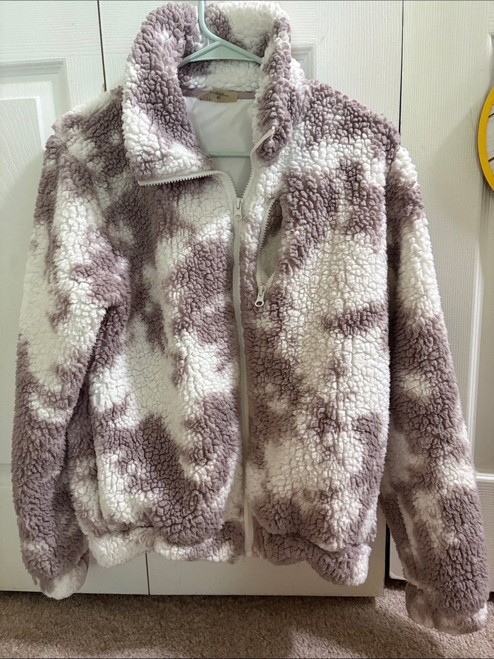 Betsey Johnson Plush Sherpa Zip Jacket in Cream & Taupe never worn